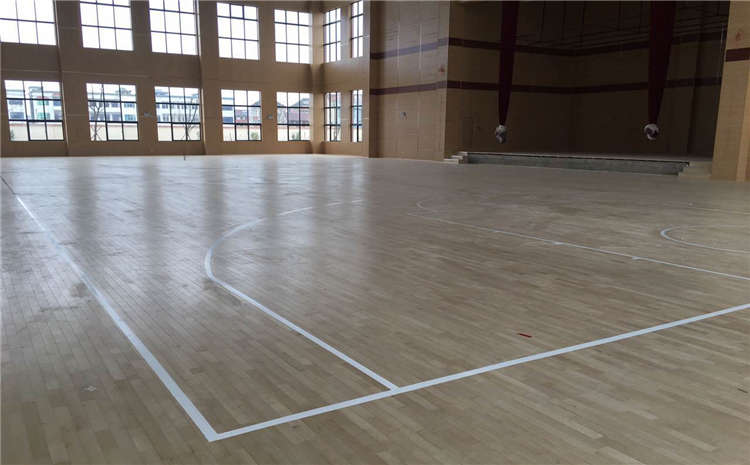 楓樺木籃球場地板價(jià)格
