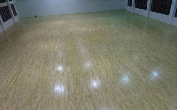 室內(nèi)舞臺(tái)木地板一般多少錢