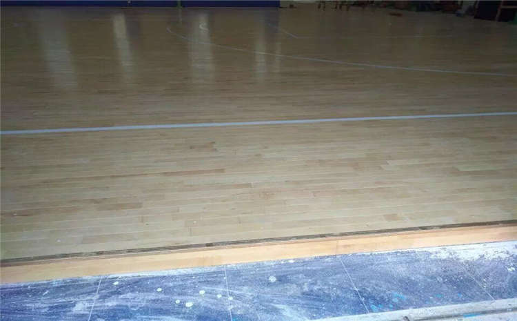 運動木地板毛地板如何鋪裝？