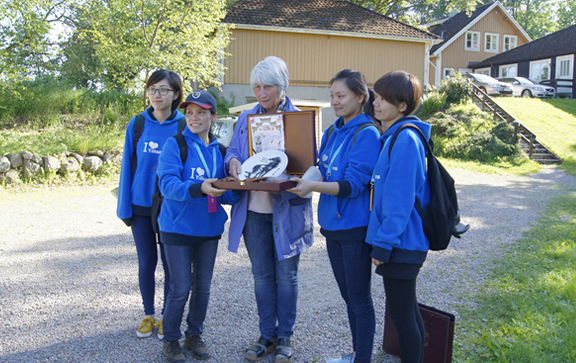宜家中國定制贈(zèng)送給總部領(lǐng)導(dǎo)人的中國特色禮物鐵畫