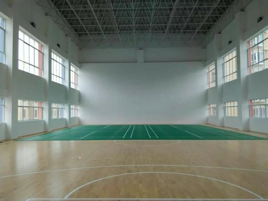 貴州黔南州消防隊運動館木地板鋪設(shè)工程
