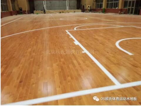 西安市臨潼區(qū)華清中學室內籃球館木地板案例