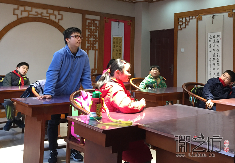 鏡湖小學(xué)真容國學(xué)堂鐵畫第六課 (7)