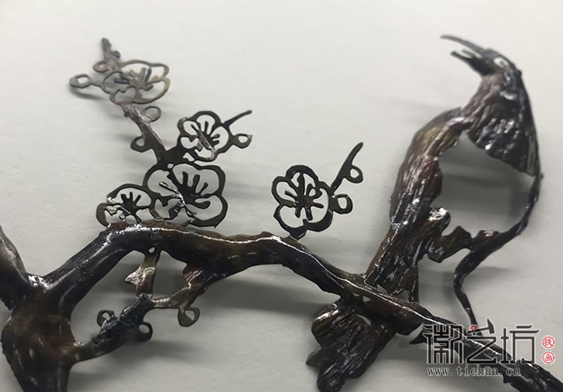 喜上眉梢鐵畫細節(jié)圖2