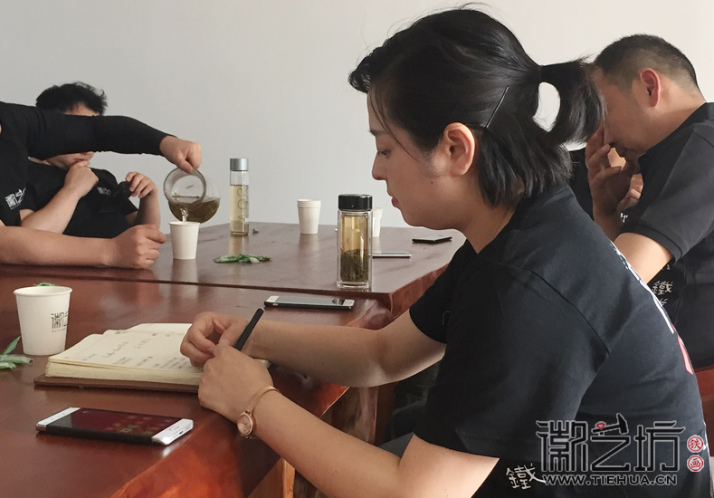 徽藝坊鐵畫創(chuàng)品牌升級啟動大會 (13)