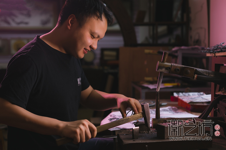 鐵畫新生代-李強(qiáng)