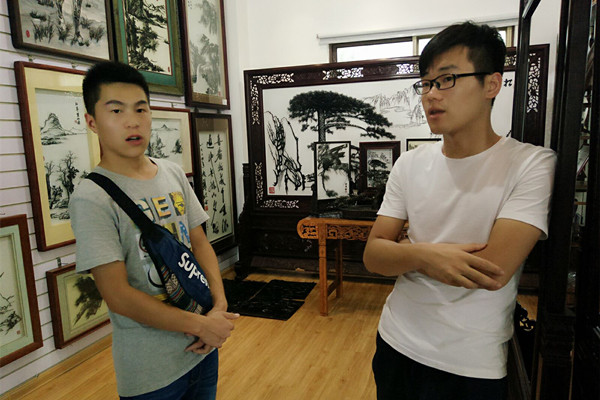 安徽大學(xué)歷史系徽藝坊鐵畫調(diào)研002