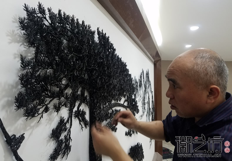 助力中博會(huì)鐵畫安裝現(xiàn)場(chǎng)3