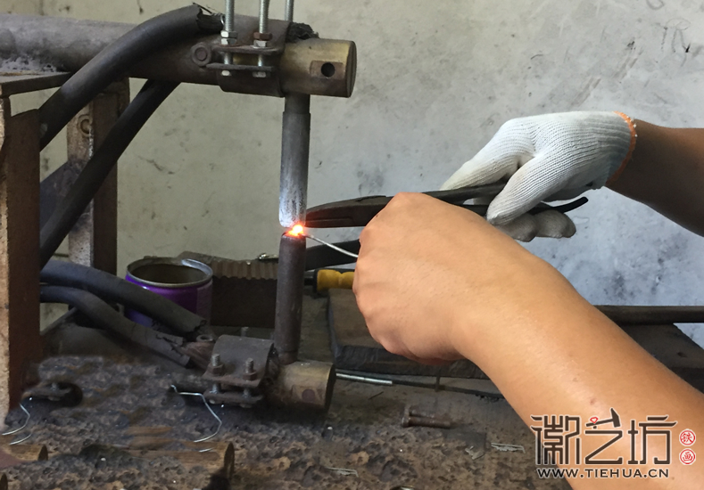 蕪湖鐵畫藝人周黃龍 (5)