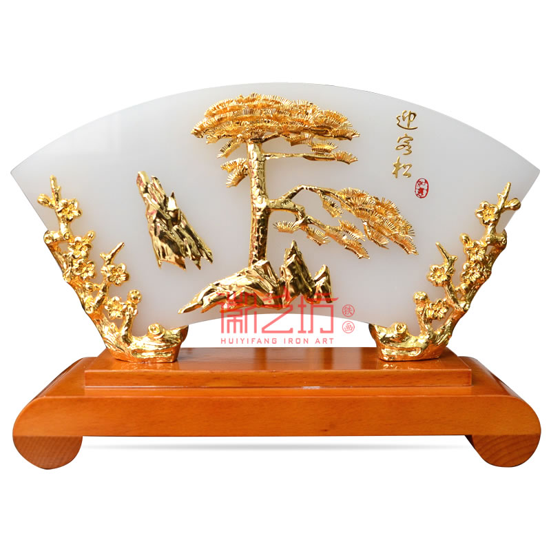 扇形玉石雙面金畫迎客松+馬到成功 國家級非遺手工藝術(shù)品蕪湖鐵畫